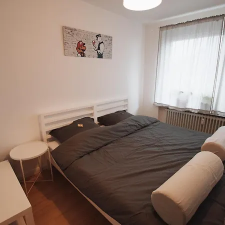 Modern House Half - Near Hamburg Airport * Norderstedt