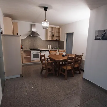 Modern House Half - Near Hamburg Airport *